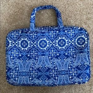 Kestrel toiletry bag